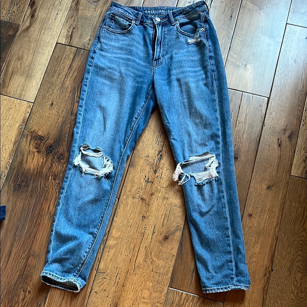 American Eagle High Waisted Jeans